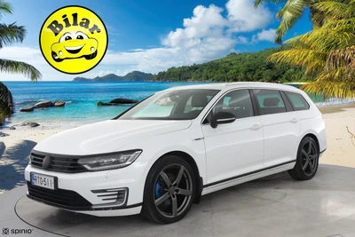 Volkswagen Passat 2016, photo 1/45