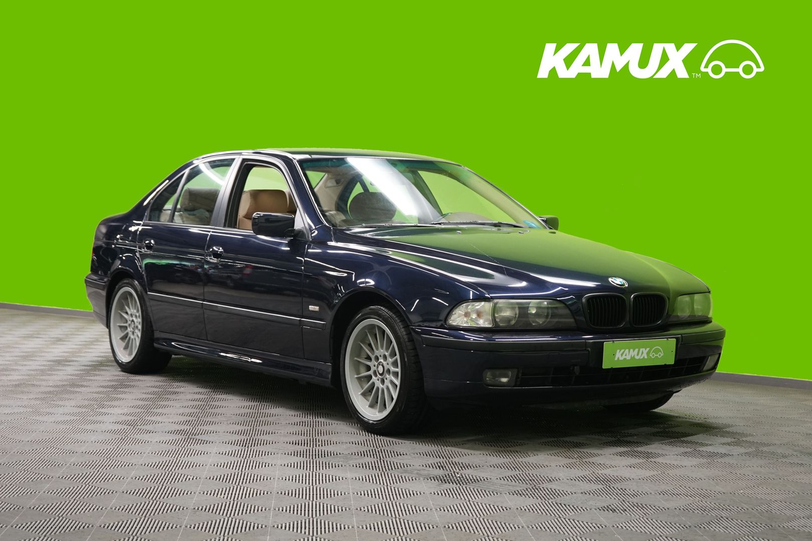 BMW 528