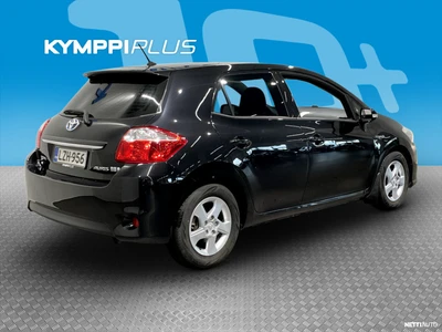 Toyota Auris 1,8 HSD Linea Sol 5ov 2011, photo 4/35
