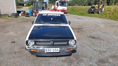 Toyota Corolla 1976, kuva 7/8