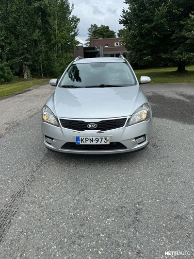 Kia Ceed 2011, photo 2/15