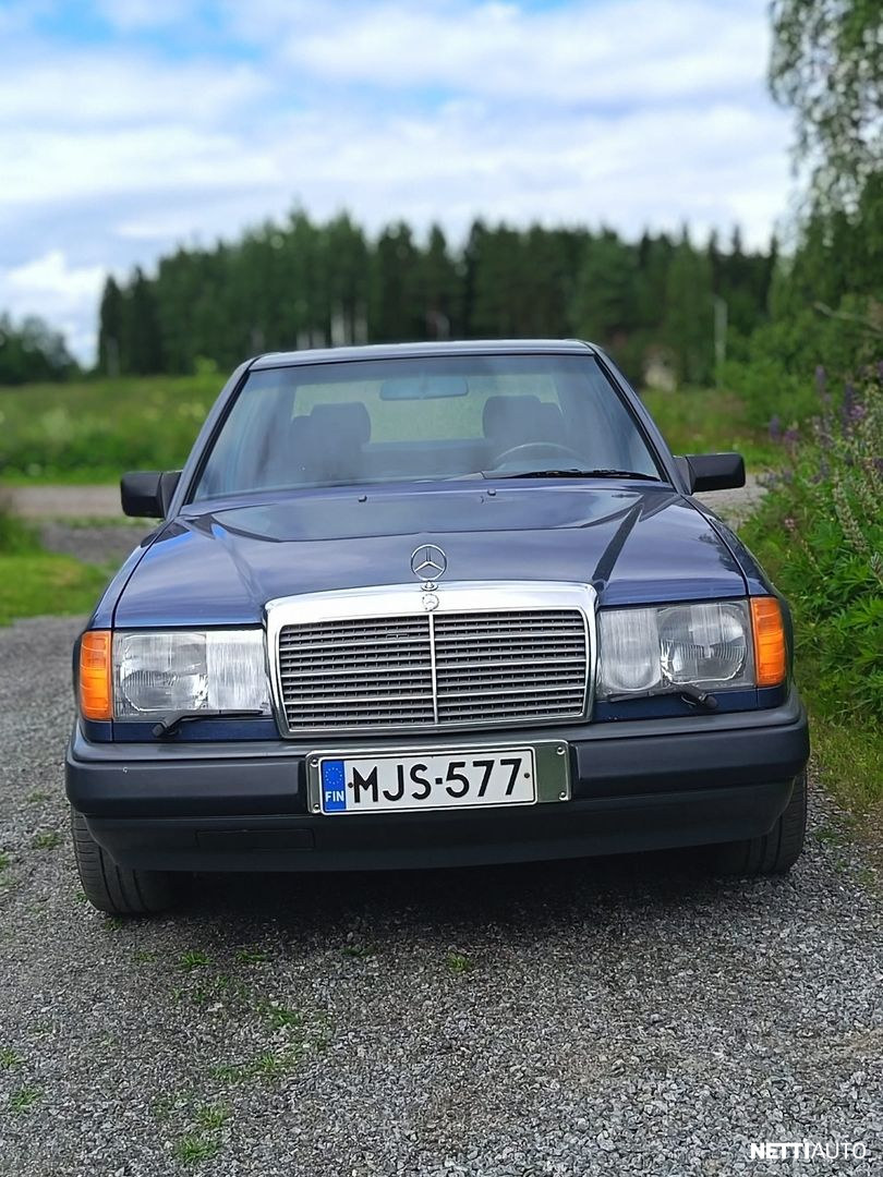 Mercedes-Benz E