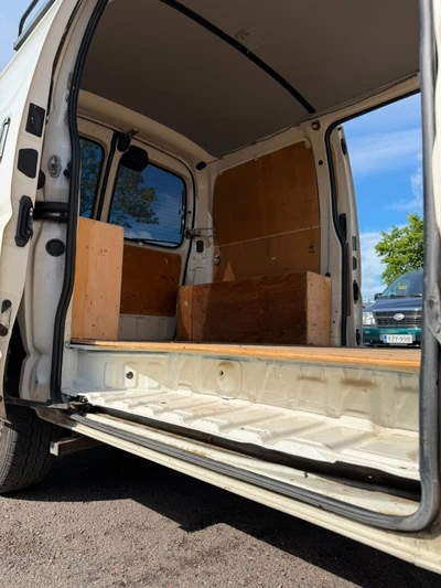 Toyota Hiace LYHYT, ILMASTOITU. 2+2+2 2007, kuva 6/16