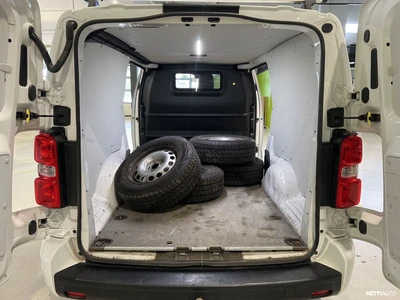 Toyota Proace EV 2022, photo 6/18