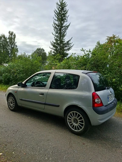 Renault Clio 2002, kuva 2/8