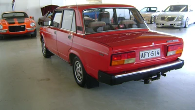 Lada 2107 1991, photo 4/4