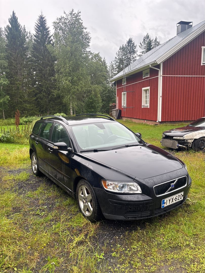 Volvo V50