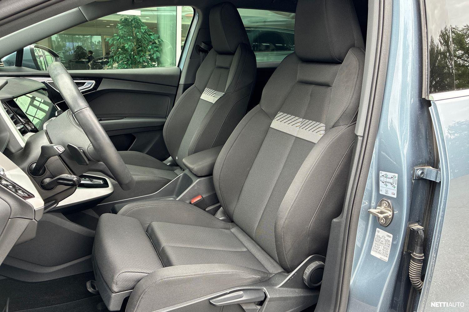 Audi Q4 e-tron 2025, photo 8/8