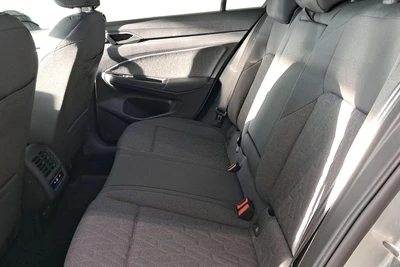 Volkswagen Golf 2026, photo 6/12