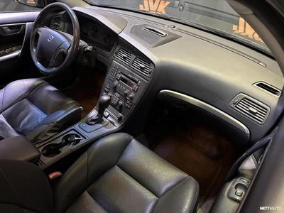 Volvo V70 2,5T AWD Classic Aut 2003, kuva 7/15