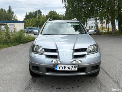 Mitsubishi Outlander 2.0 4WD 2003, kuva 2/11