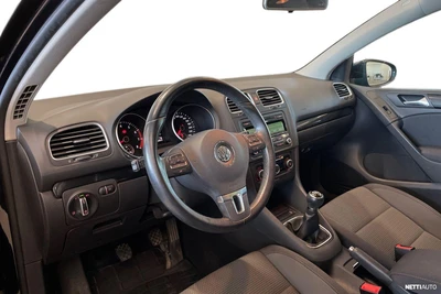 Volkswagen Golf 2012, photo 6/26