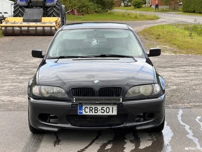 BMW 320 2004, photo 2/10
