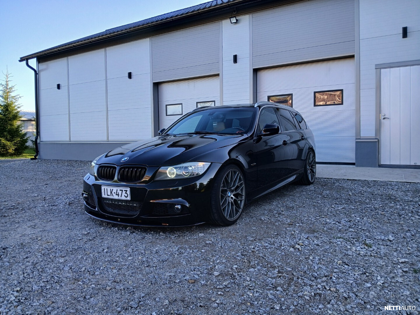 BMW 325