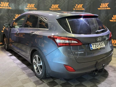 Hyundai i30 2016, photo 4/10