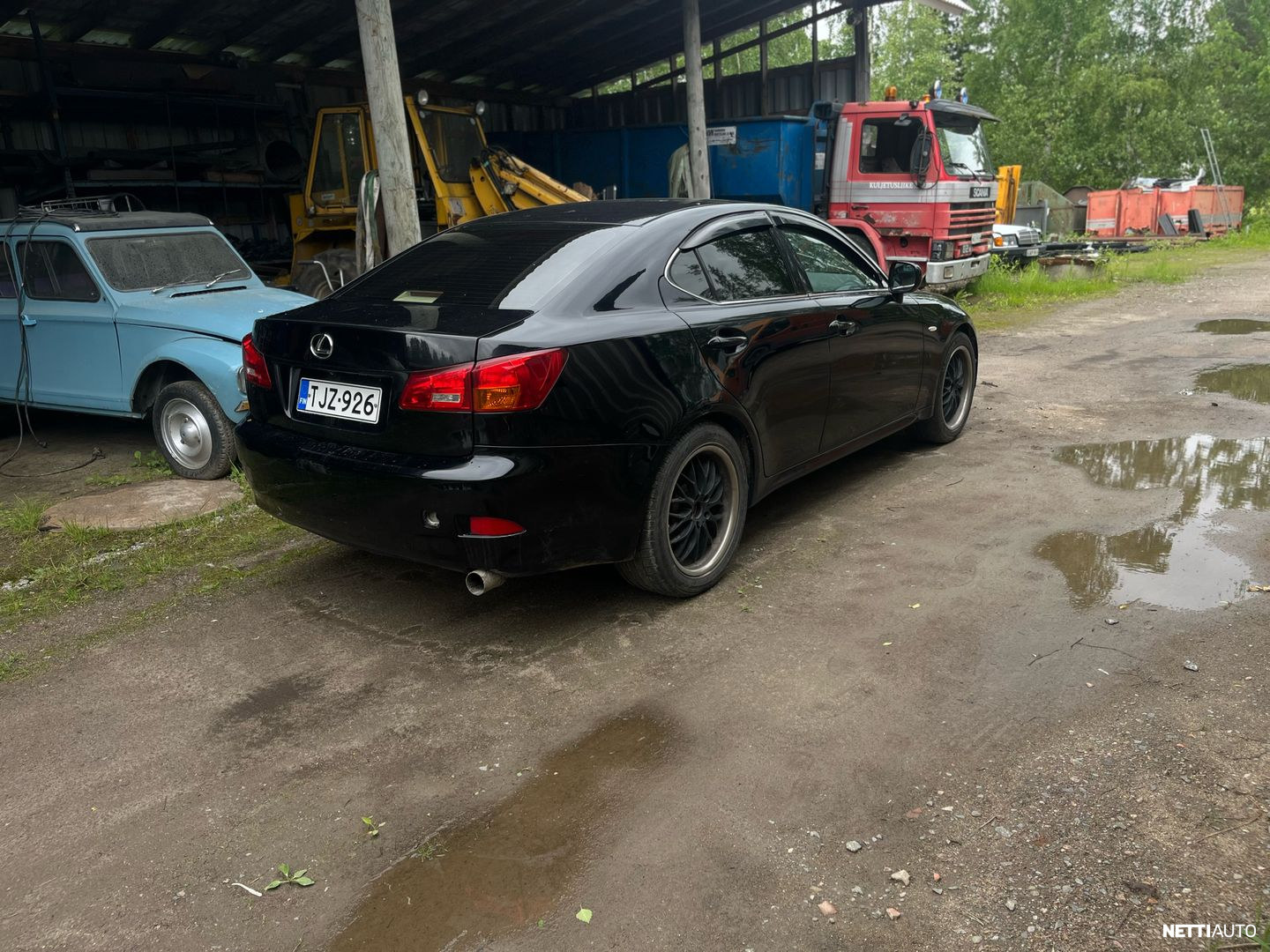 Lexus IS