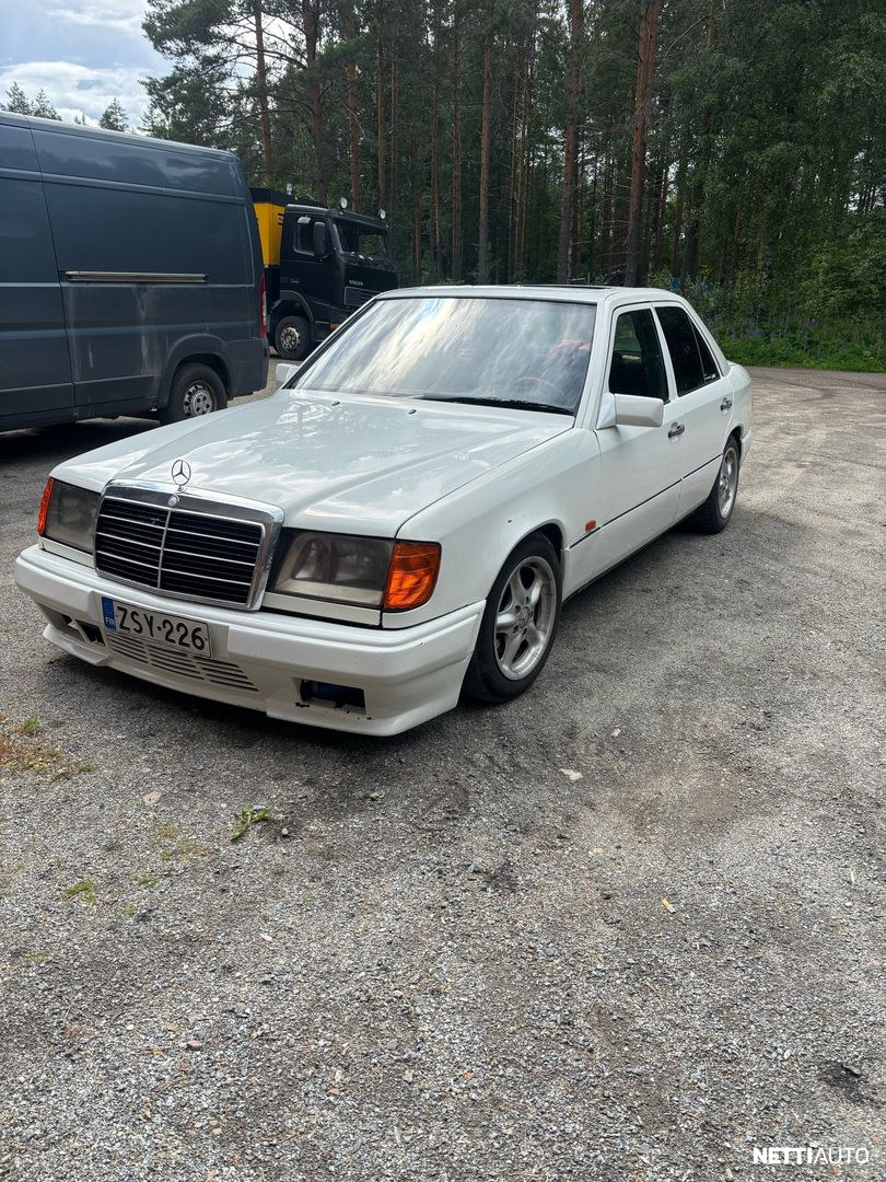 Mercedes-Benz 250