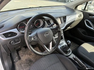 Opel Astra 2019, kuva 6/10