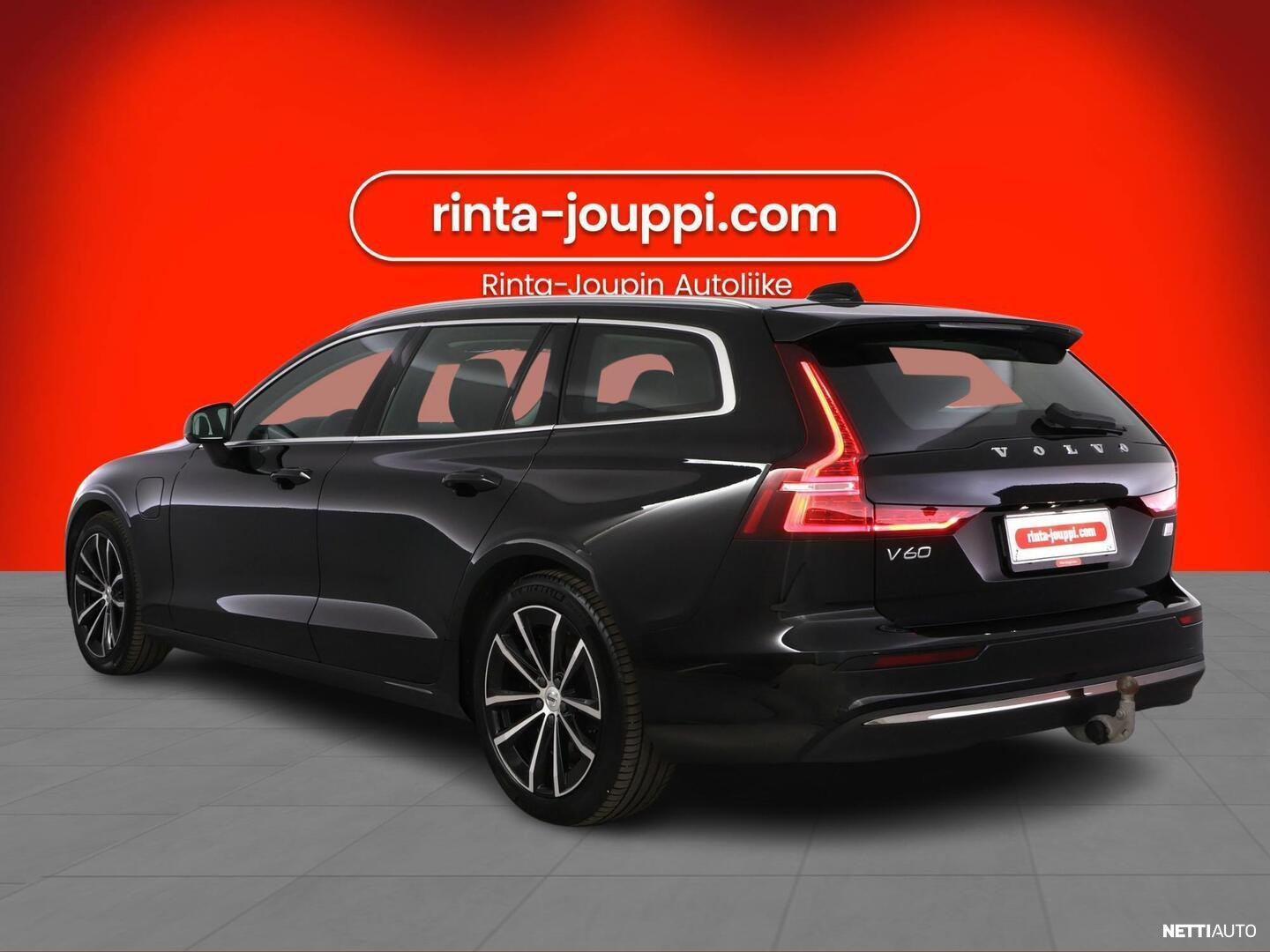 Volvo V60 2023, photo 5/25