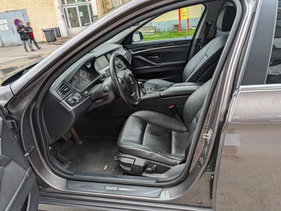 BMW 520 A F10 Sedan Business 2010, kuva 5/10