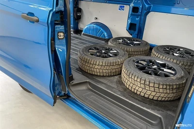Ford Transit Custom 2025, photo 6/24