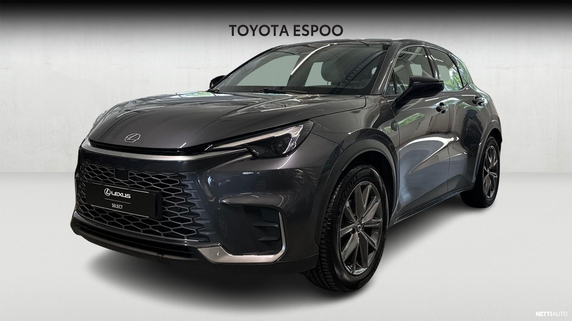 Lexus LBX