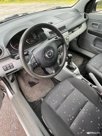 Mazda 2 2005, kuva 6/8