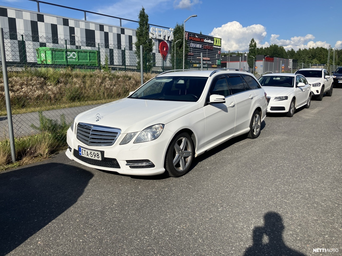 Mercedes-Benz E