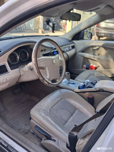 Volvo V70 D5 2008, photo 5/6
