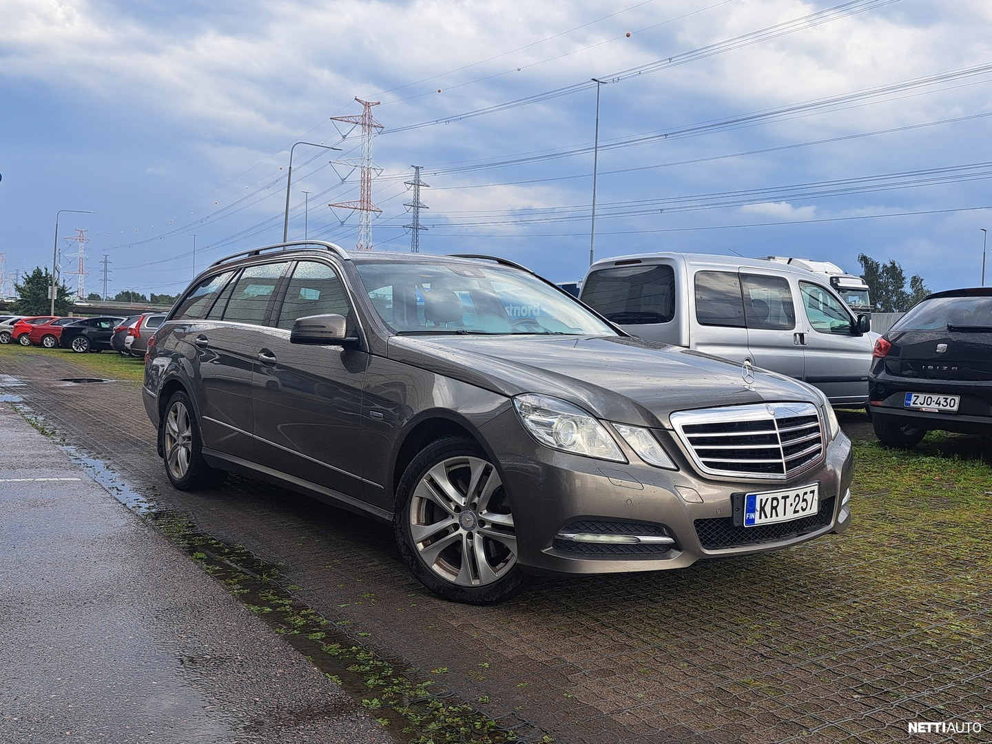 Mercedes-Benz E