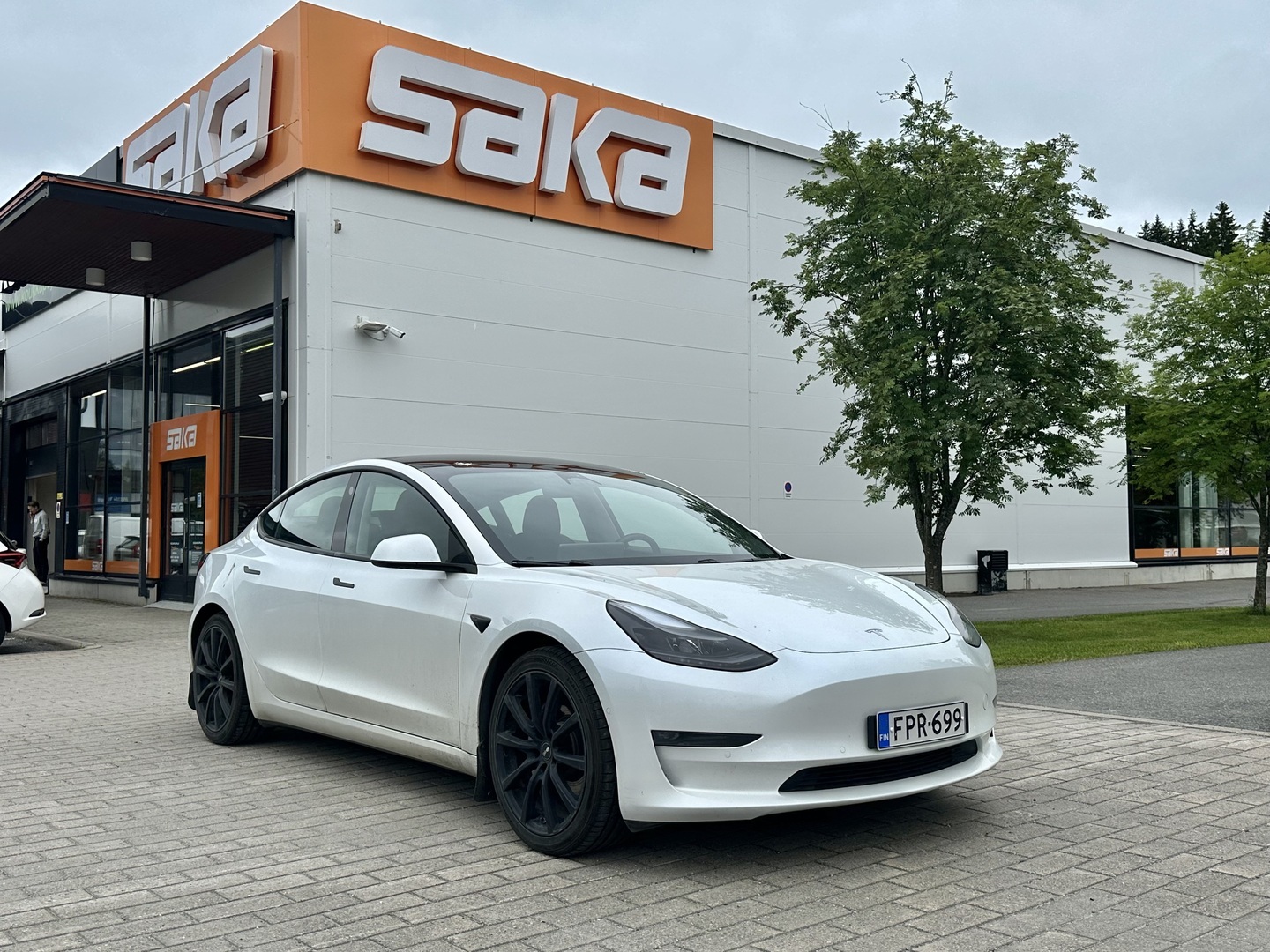 Tesla Model 3 Long Range