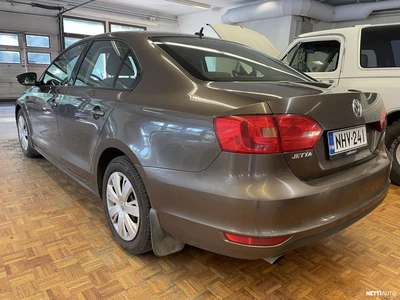 Volkswagen Jetta 2012, kuva 5/18