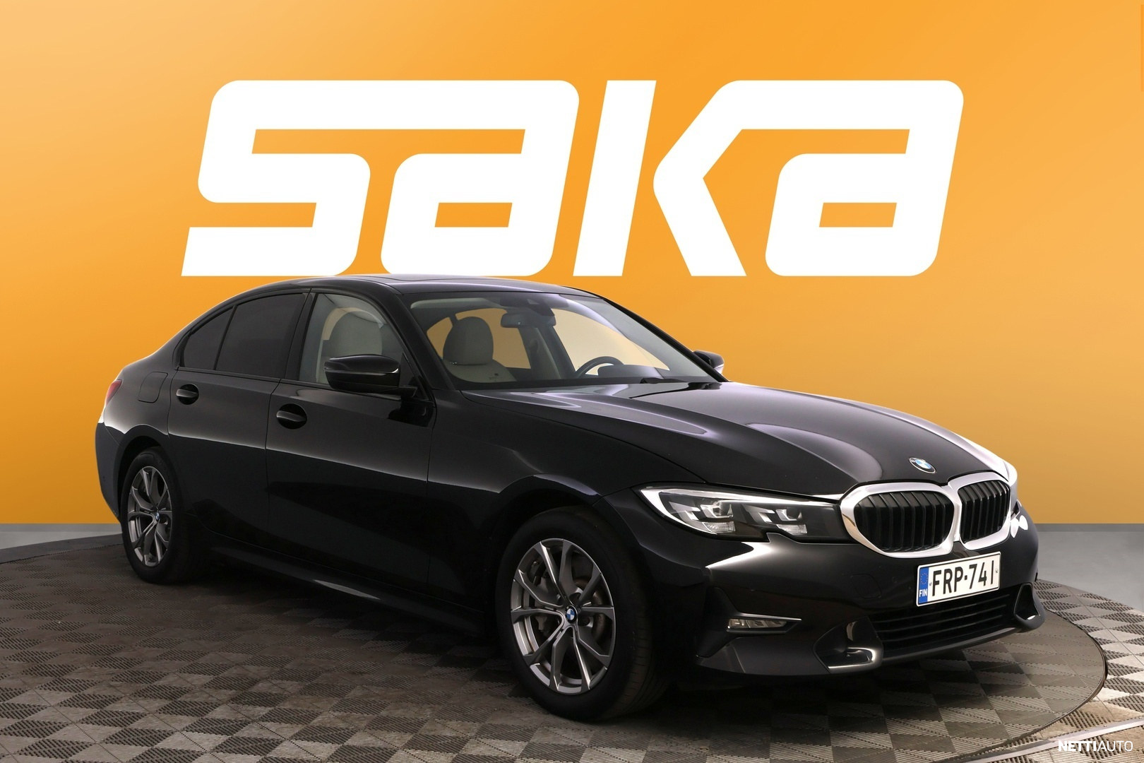 BMW 330
