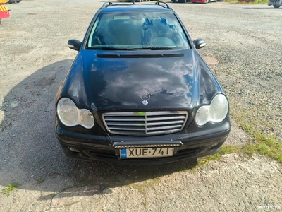 Mercedes-Benz C 2006, kuva 1/8
