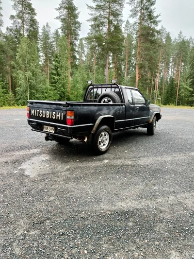 Mitsubishi L200 L200 4x4 1992, kuva 5/8