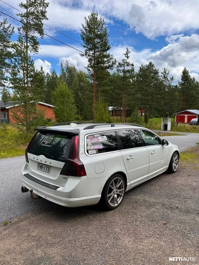 Volvo V70 2008, kuva 1/10