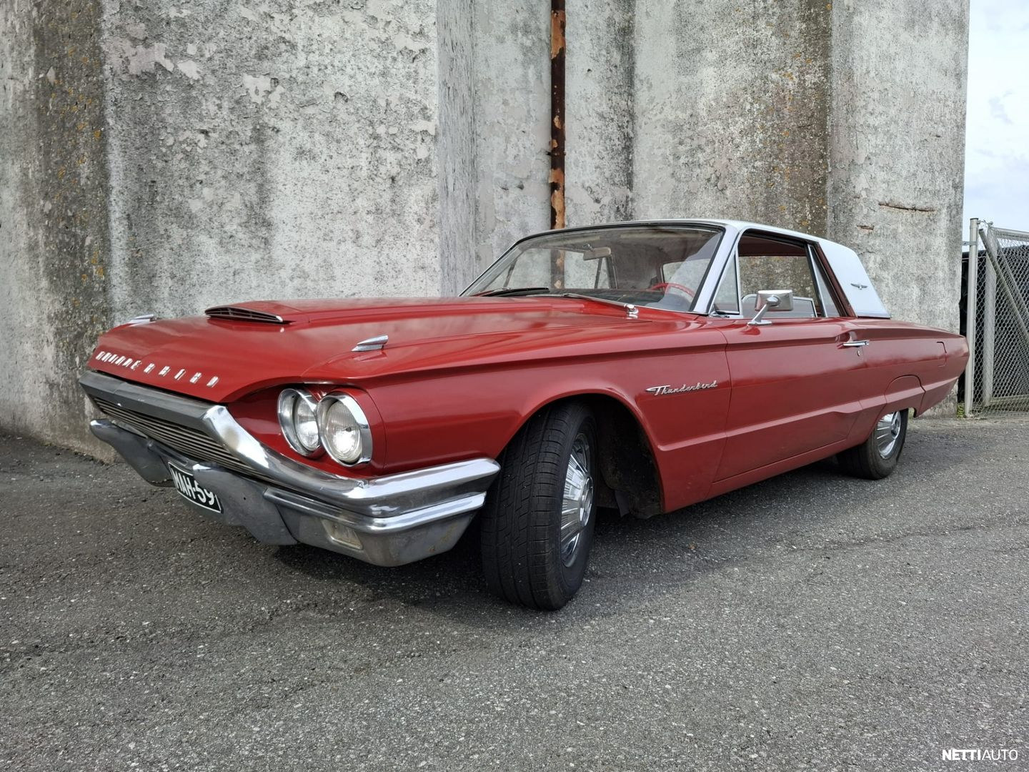 Ford Thunderbird