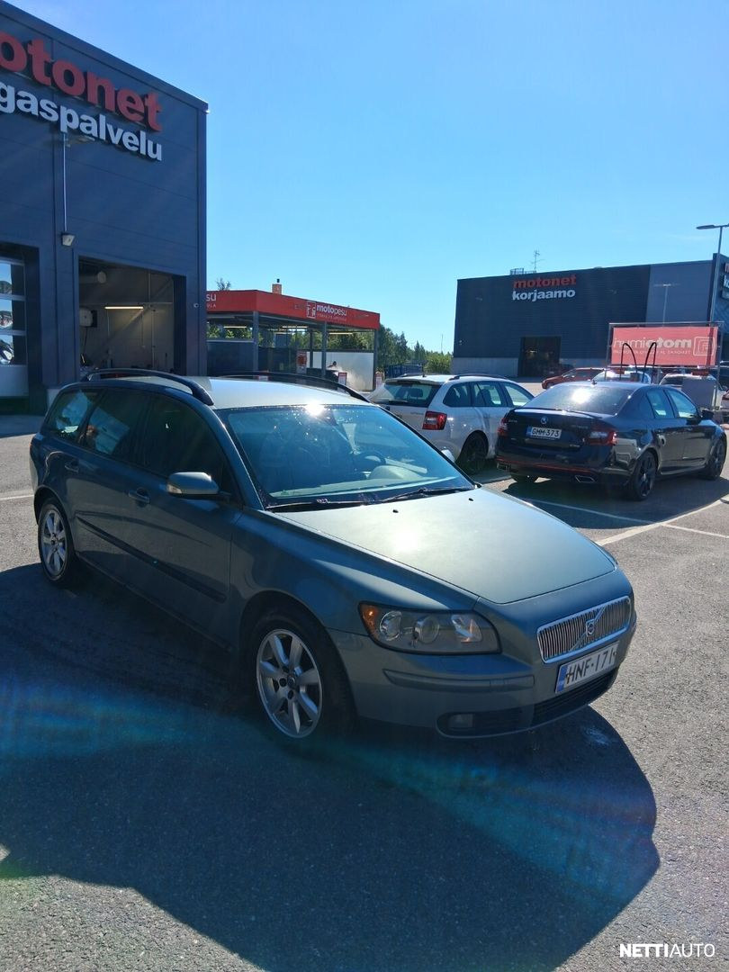 Volvo V50