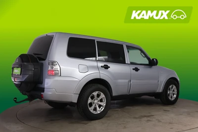 Mitsubishi Pajero 3,2 Di-D Instyle Navi 2011, photo 2/22