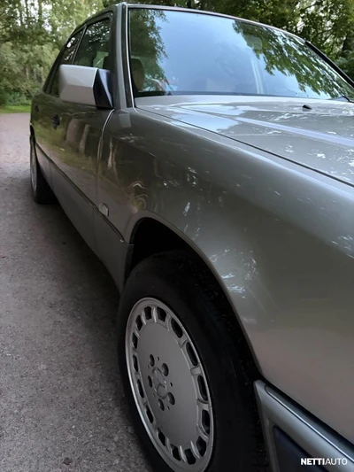 Mercedes-Benz 230 1990, kuva 6/11
