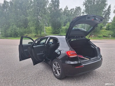 Mercedes-Benz A 180 2020, kuva 7/17