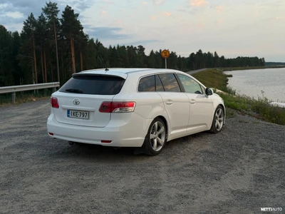 Toyota Avensis 2011, kuva 4/24