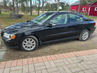 Volvo S60 2,5T 2007, kuva 4/10
