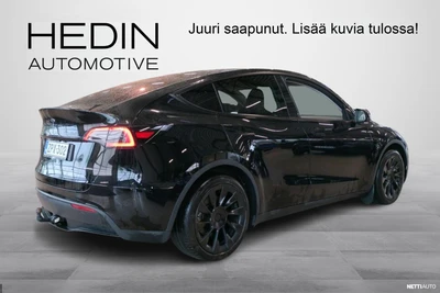 Tesla Model Y 2023, photo 2/16
