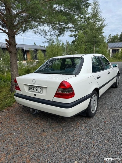 Mercedes-Benz C 220 1996, photo 3/16