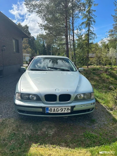 BMW 520 i 2,0 4d 1997, photo 2/12
