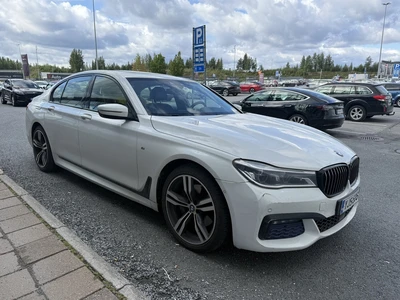 BMW 730 2017, photo 4/10