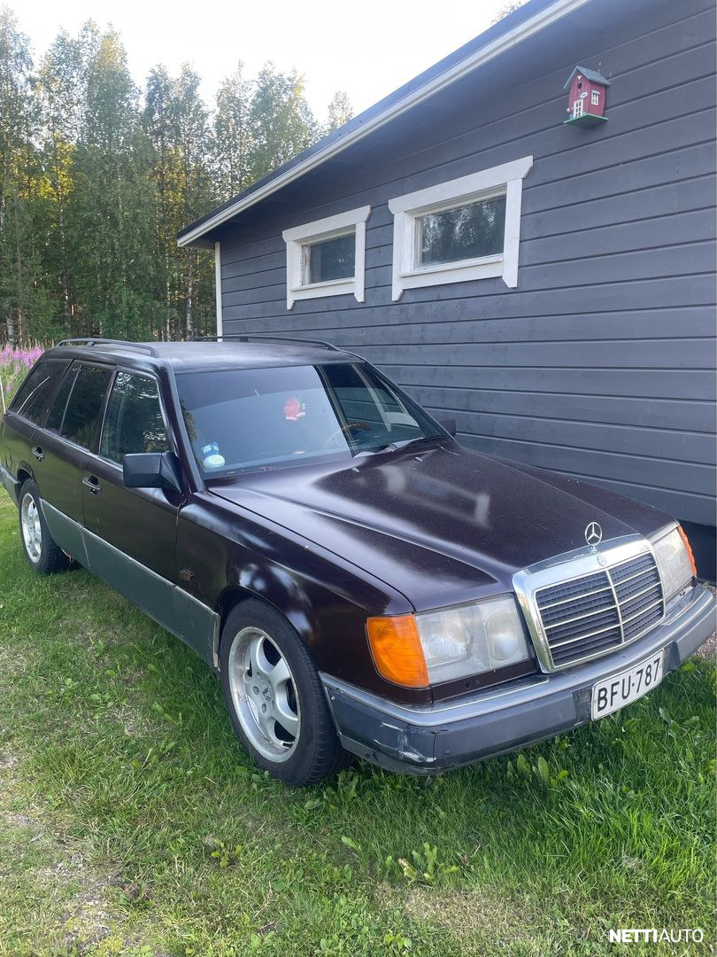 Mercedes-Benz 200