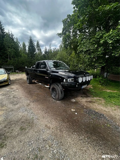 Dodge Ram 2500 1999, kuva 1/20