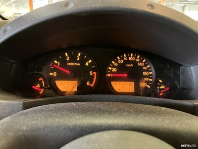 Nissan Navara 2009, kuva 7/9
